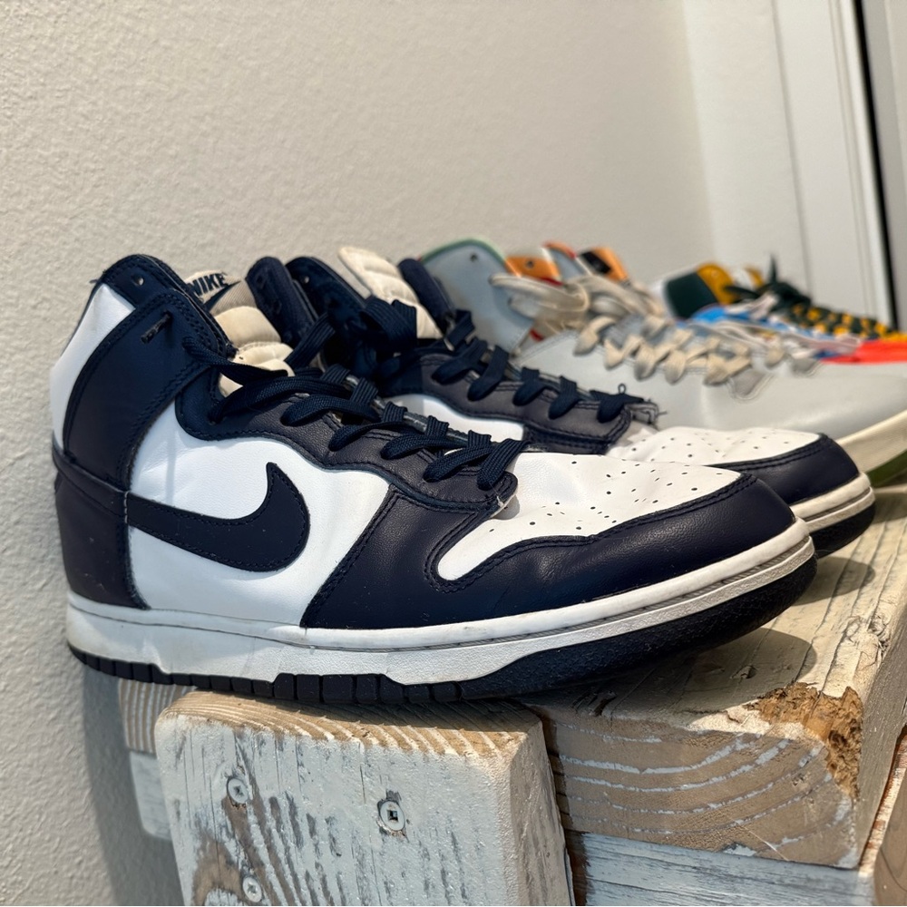 Nike Dunks Men's Dark Blue and White High-Top Sneakers